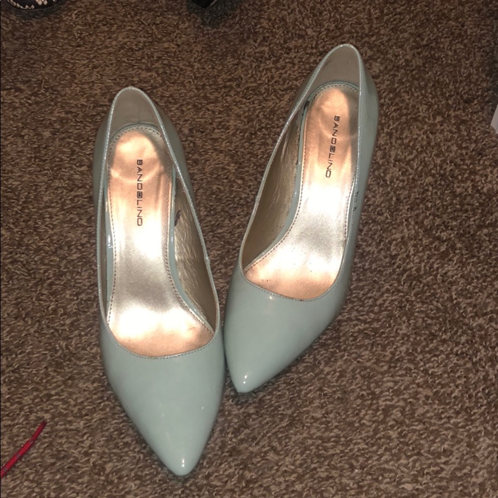 Mint heels